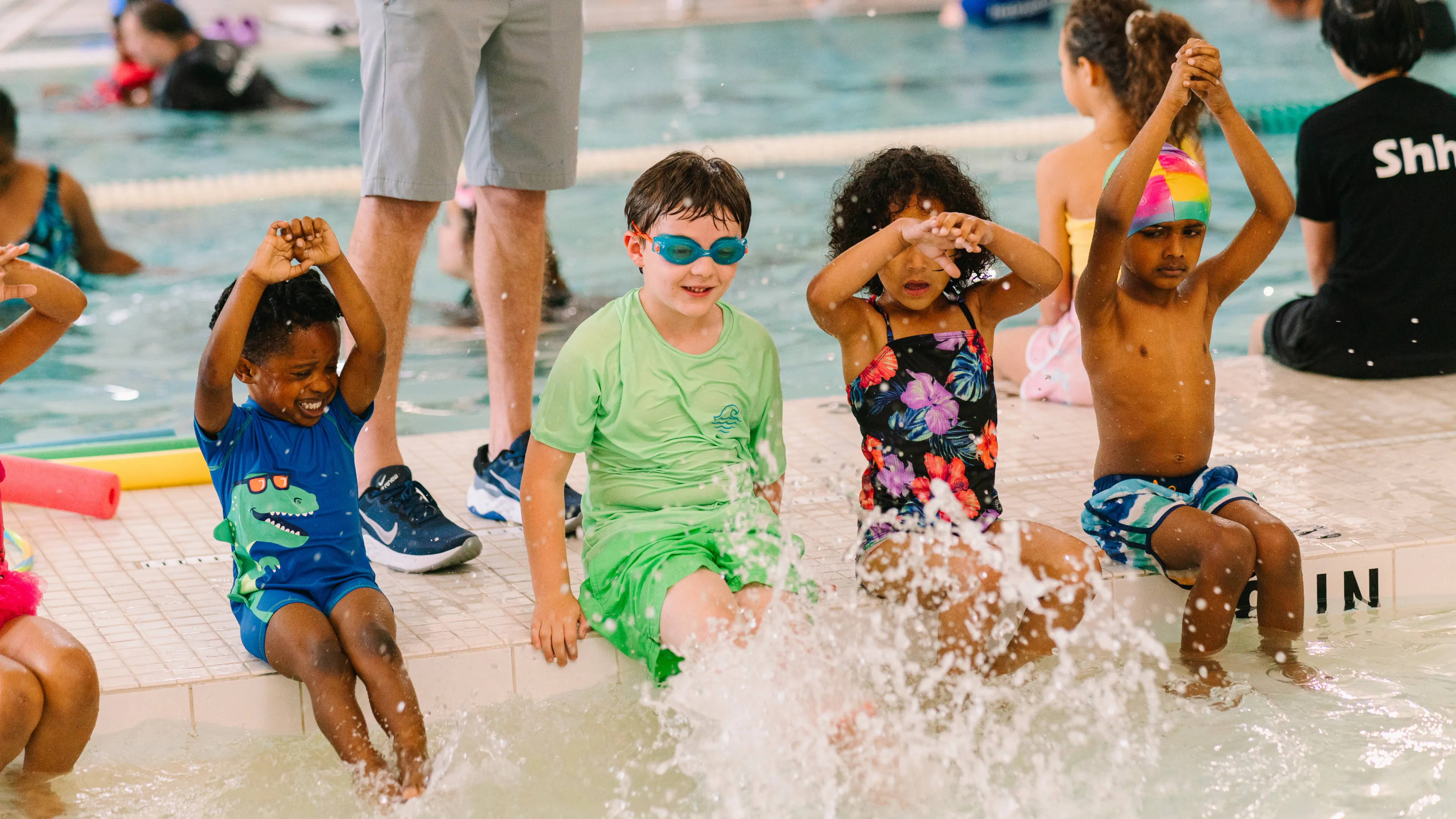 kids swimming at hayes-taylor memorial ymca